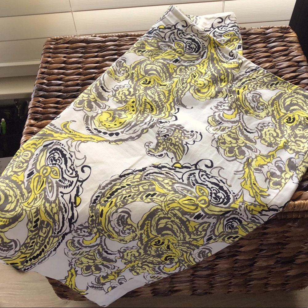 Ann Taylor Skirt size 14, FUN pattern!